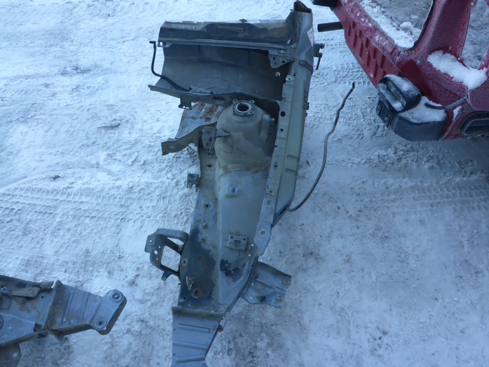 Лонжерон передний левый