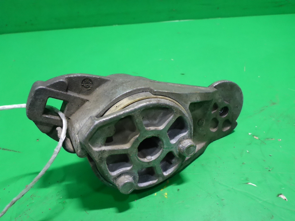 Кронштейн ролика-натяжителя руч. ремня