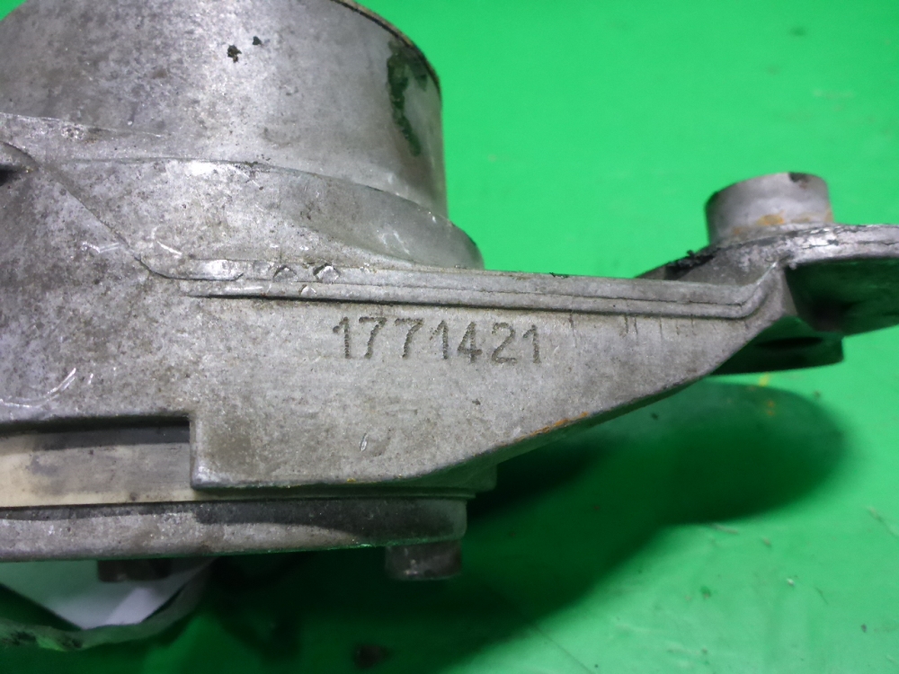 Кронштейн ролика-натяжителя руч. ремня