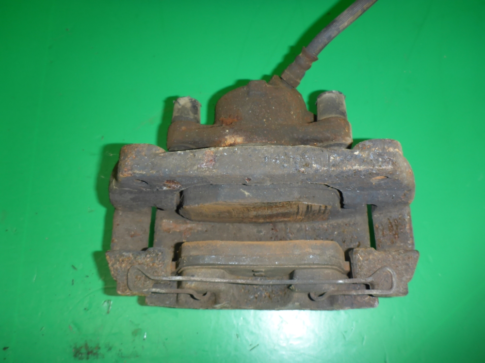 Суппорт передний правый