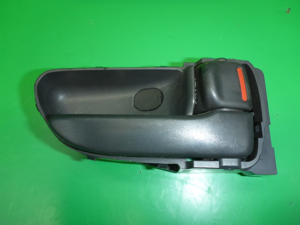 Ручка двери задней внутренняя правая