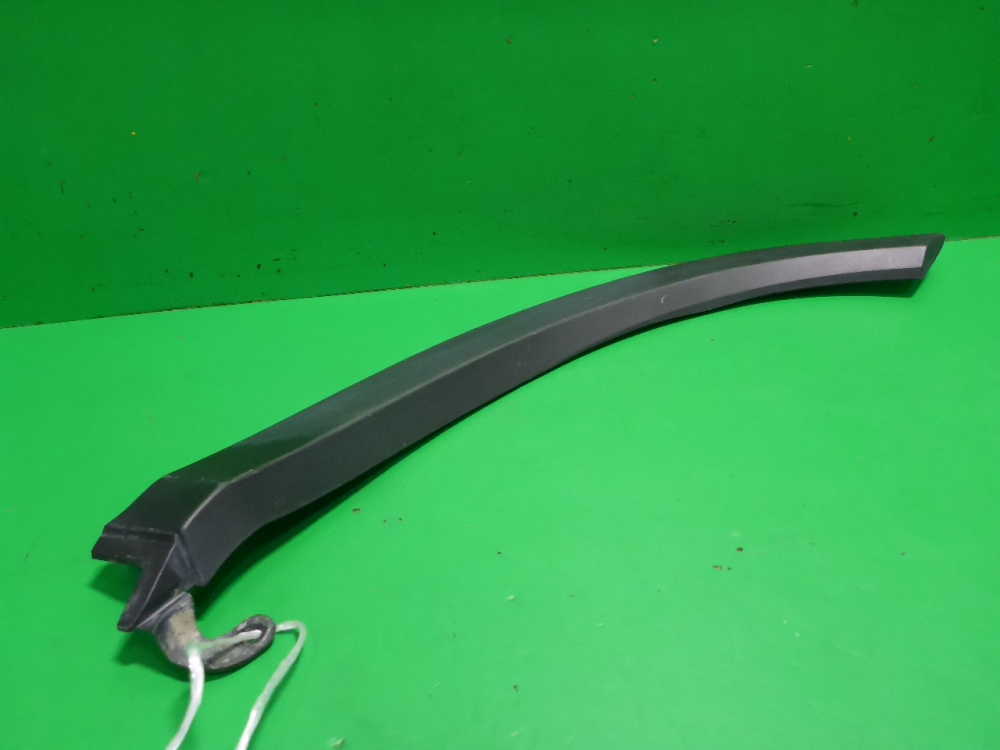 Накладка двери задней левой