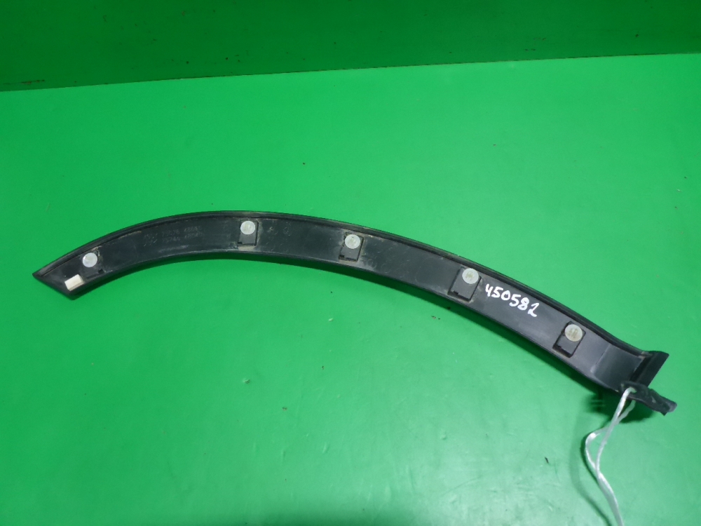 Накладка двери задней левой