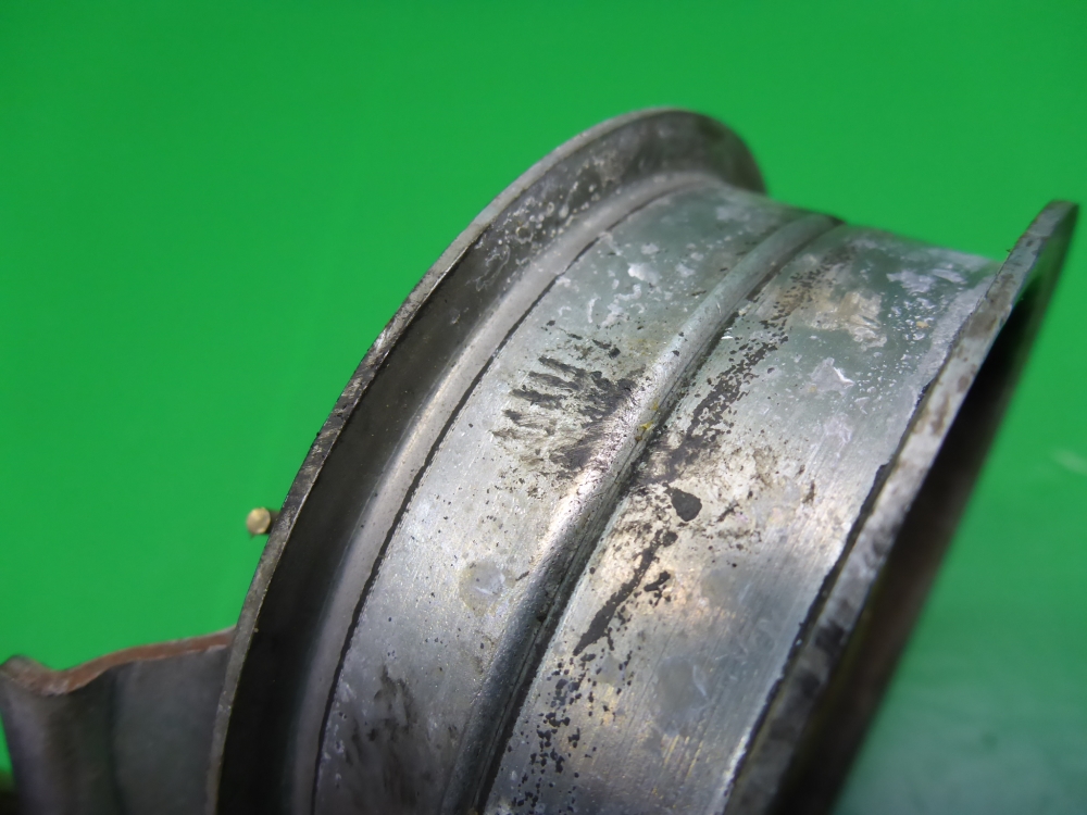 Ролик-натяжитель