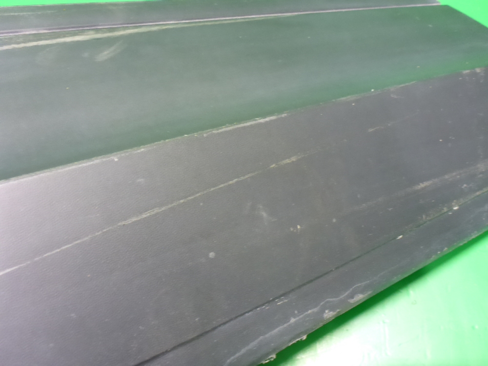 Накладка двери задней правой