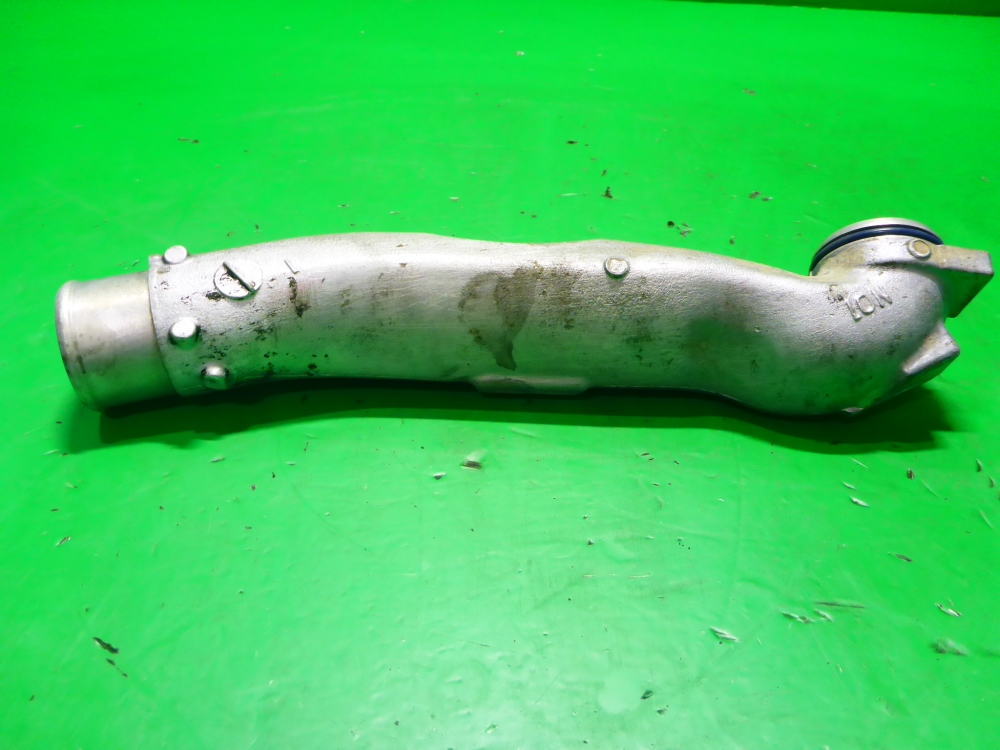 Патрубок интеркулера