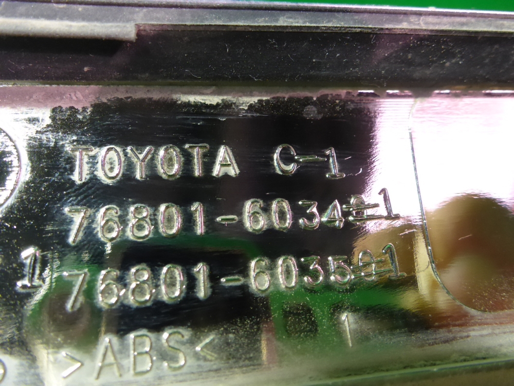 Накладка двери багажника