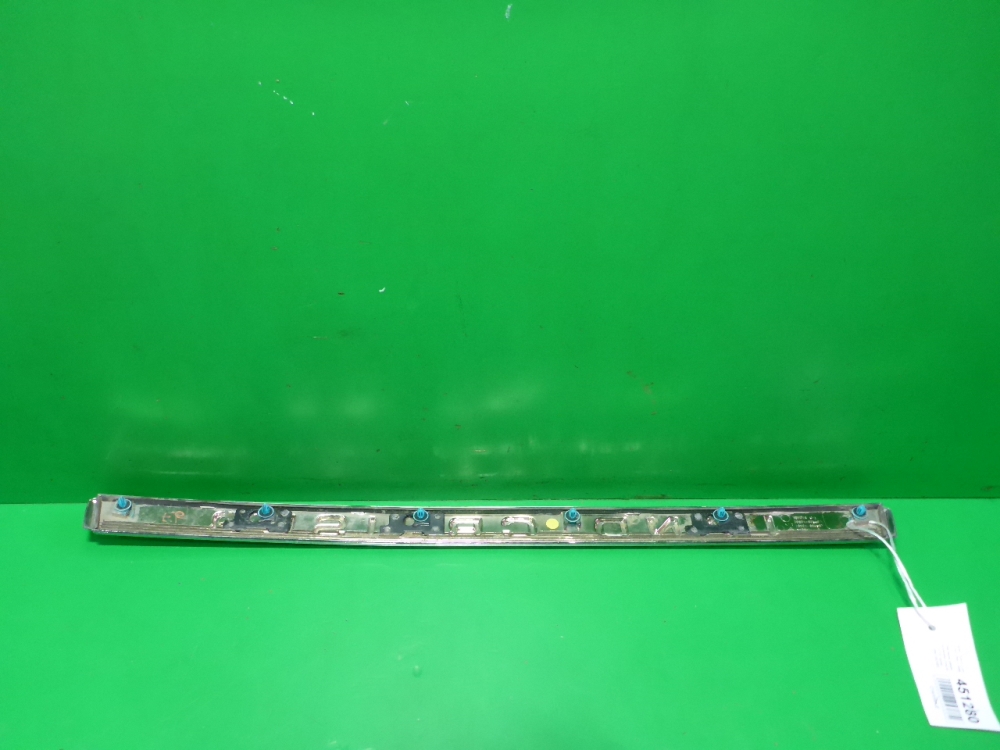 Накладка двери багажника