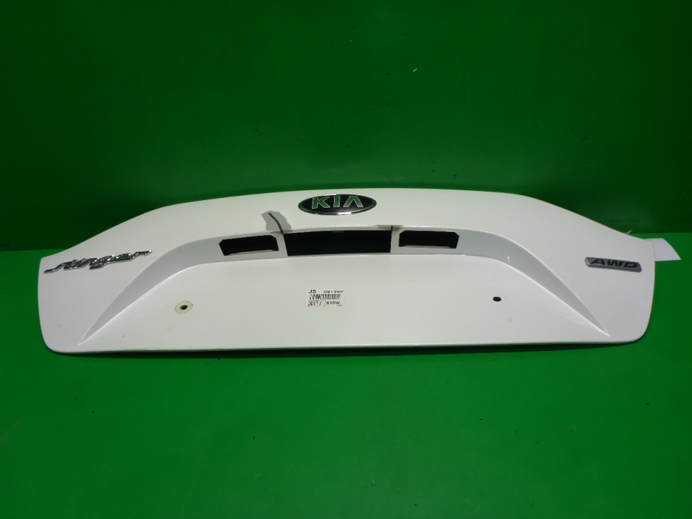 Накладка двери багажника