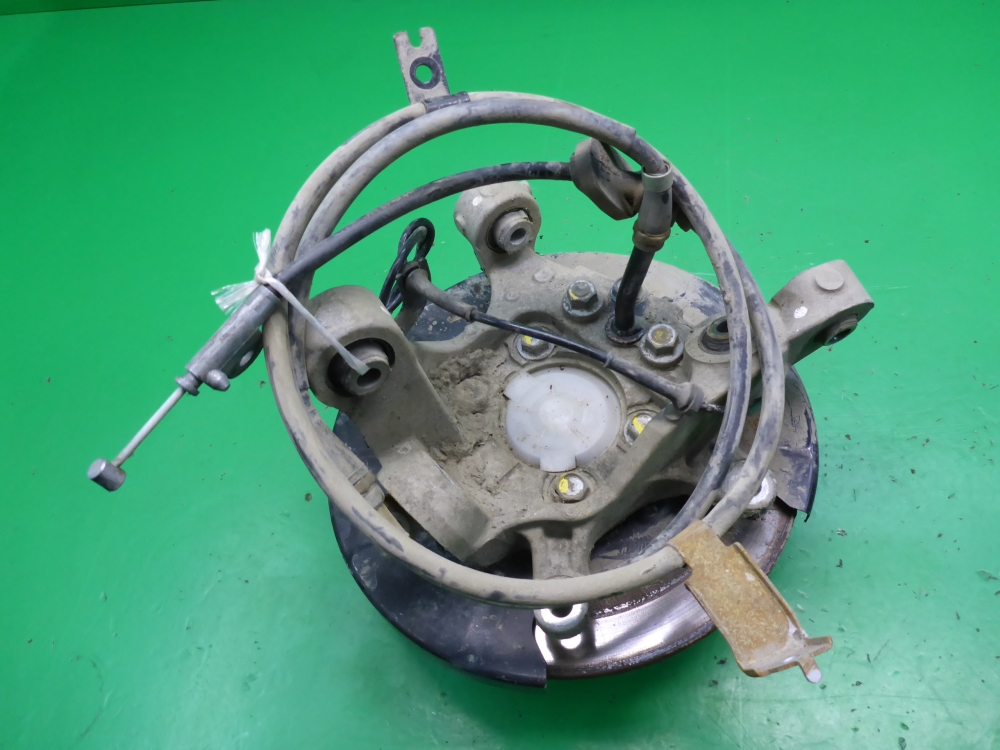 Кулак поворотный задний правый