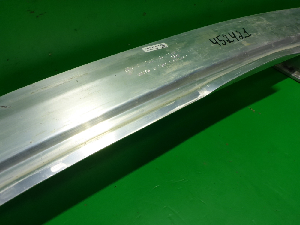 Усилитель заднего бампера