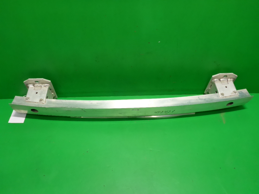 Усилитель заднего бампера