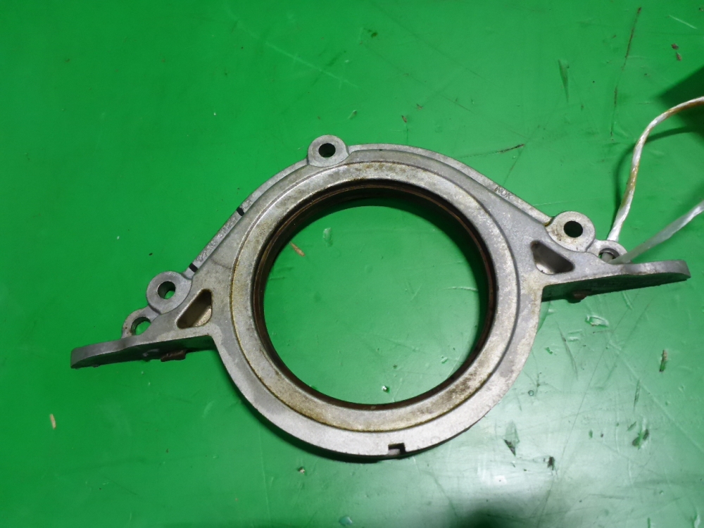 Крышка коленвала задняя