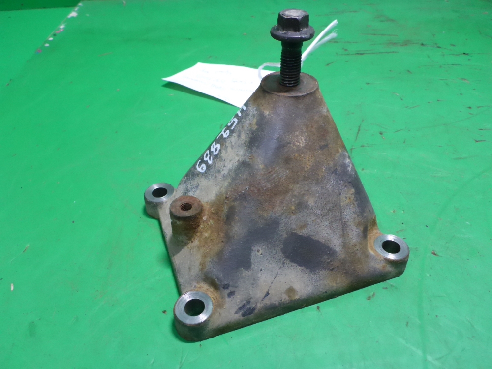 Кронштейн ТНВД