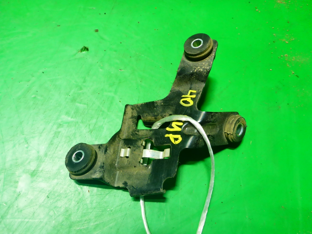 Кронштейн бачка ГУР