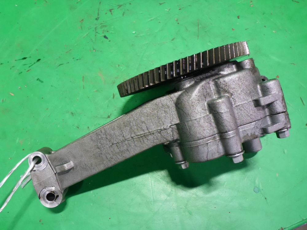 Насос масляный