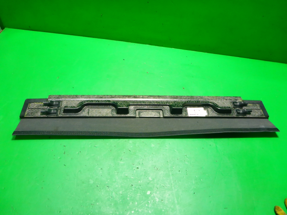 Пол багажника