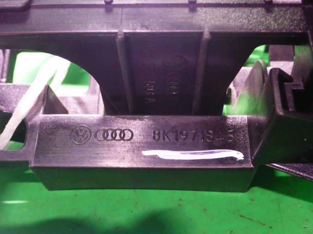 Кронштейн (сопут. товар)