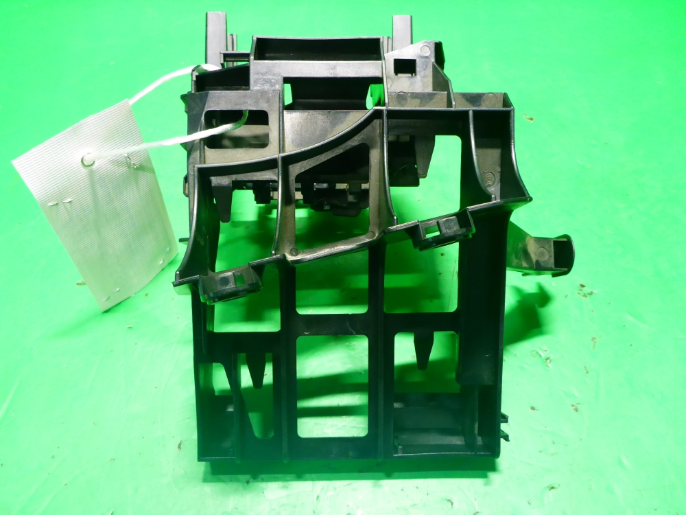 Кронштейн (сопут. товар)