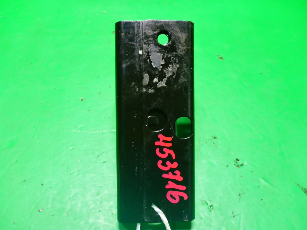 Кронштейн (сопут. товар)