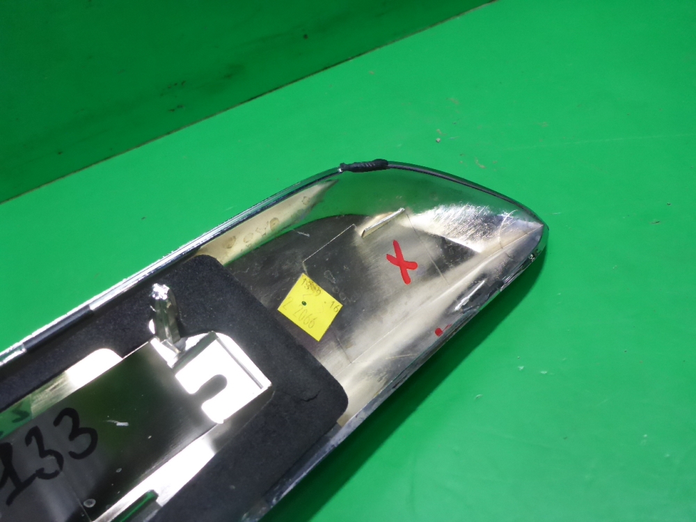 Накладка двери багажника