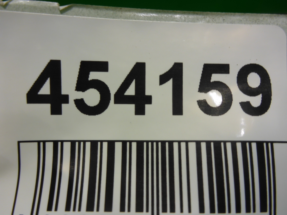 Накладка двери передней правой