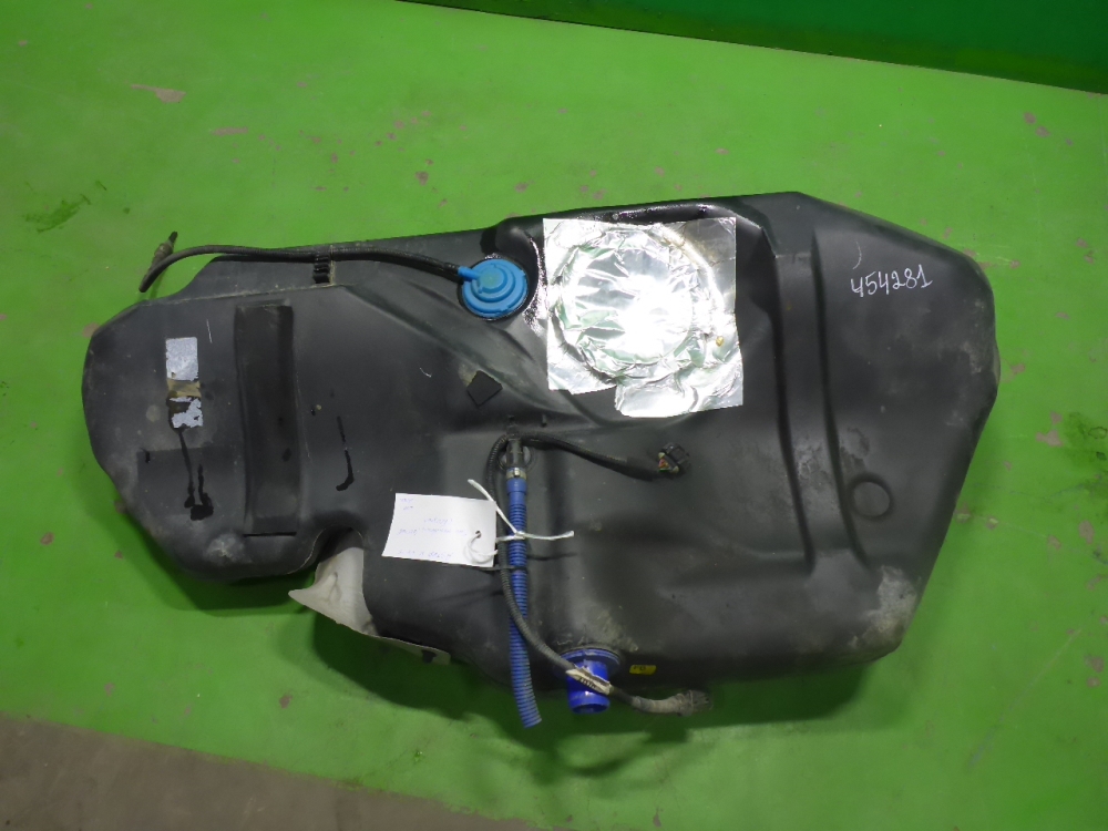 Бак топливный