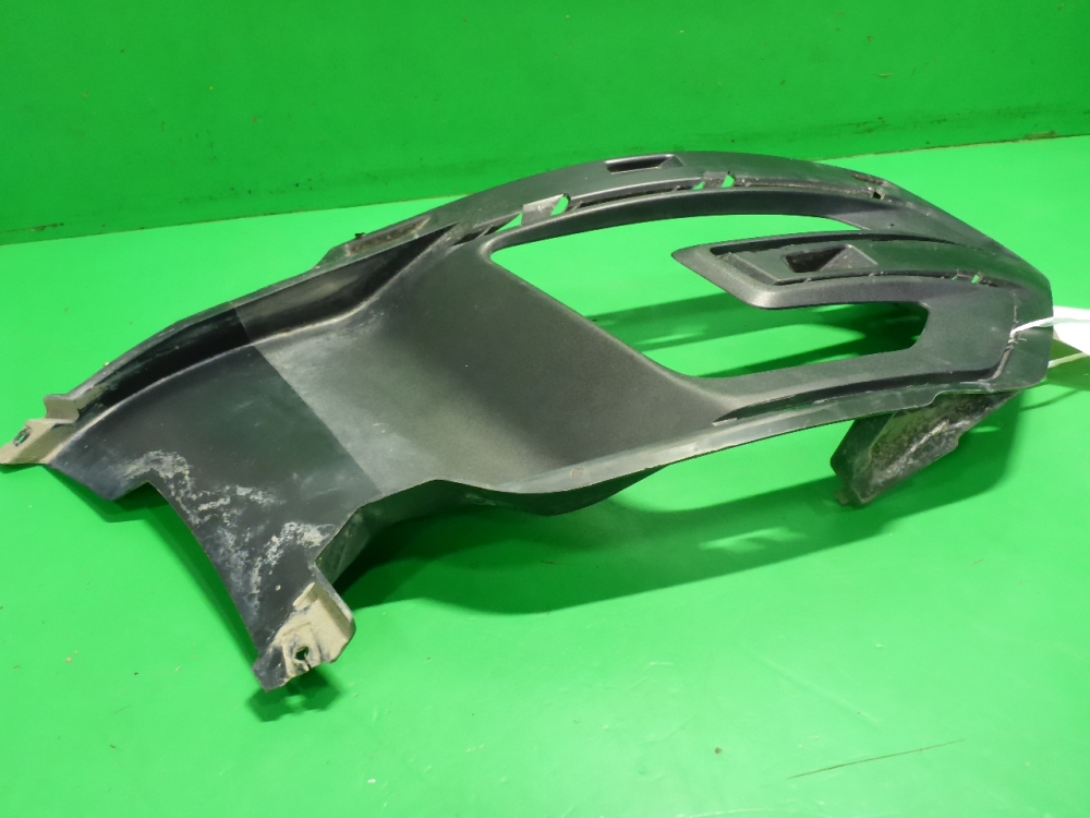 Рамка противотуманной фары правой