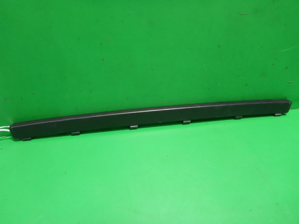 Накладка переднего бампера