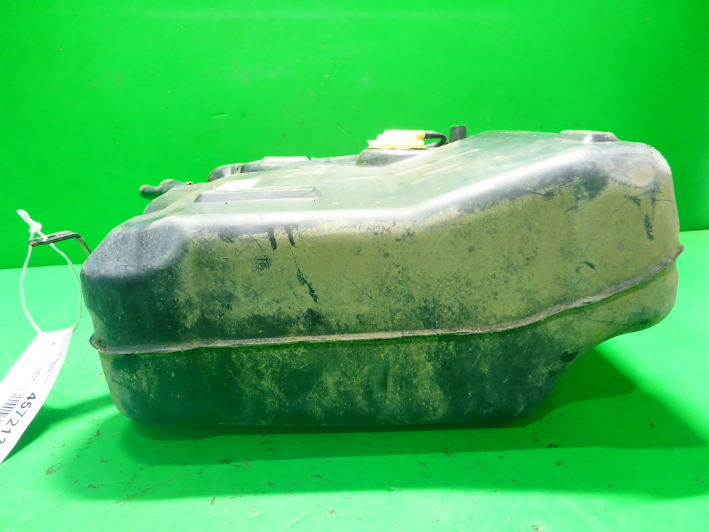 Бак топливный