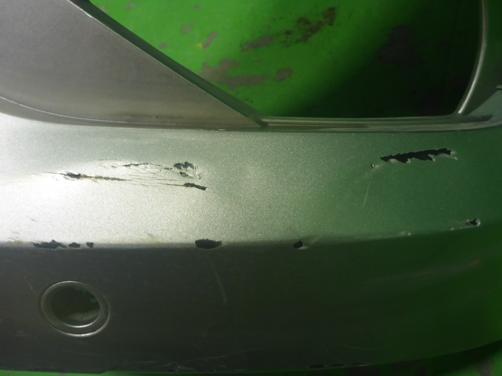 Бампер задний