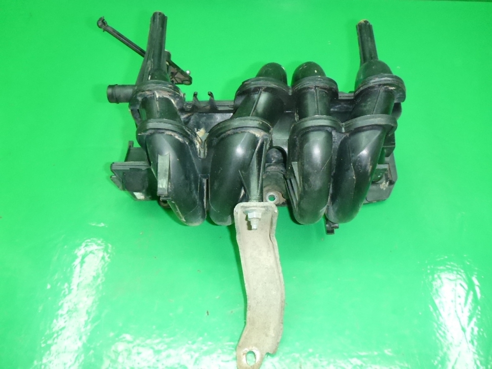 Коллектор впускной