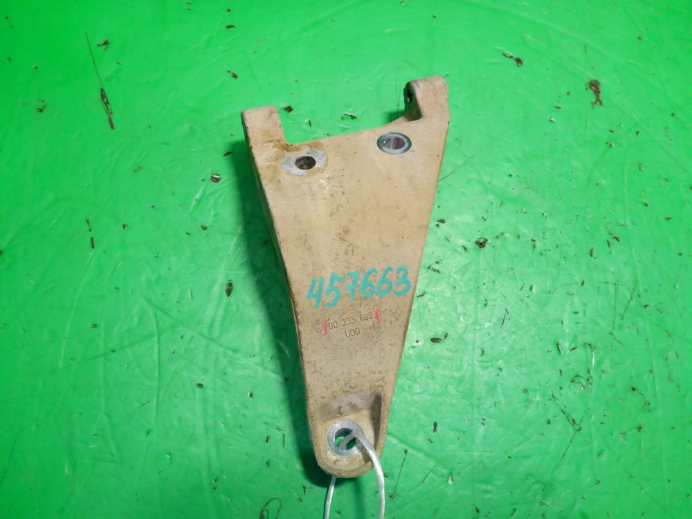 Кронштейн генератора