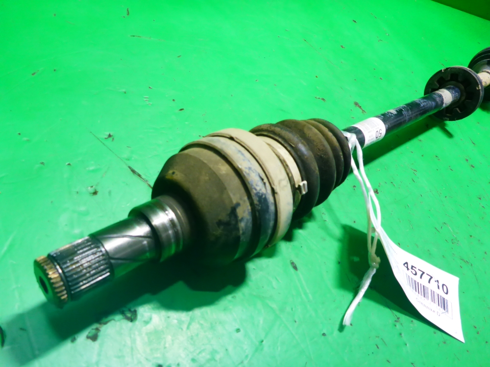 Полуось передняя правая