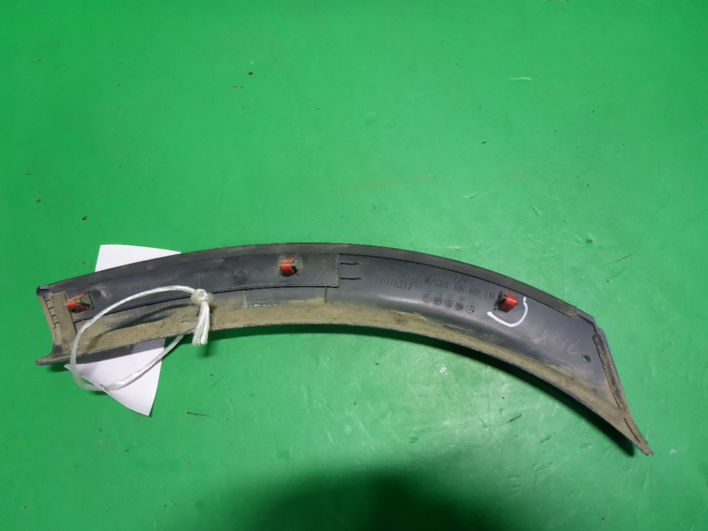 Накладка заднего бампера левая