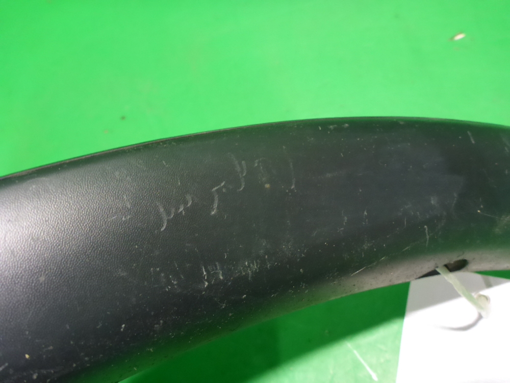 Накладка заднего бампера левая