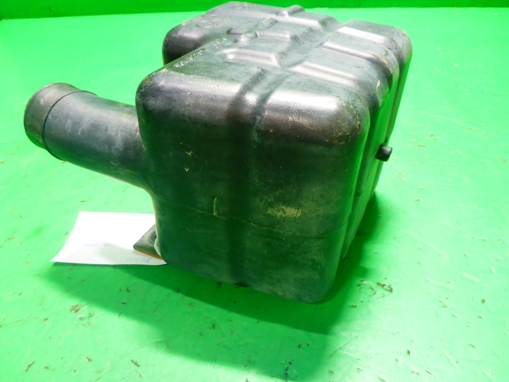 Резонатор воздушного фильтра