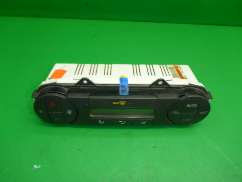 Блок управления климатической установкой