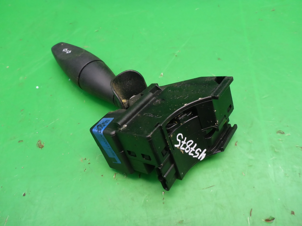 Переключатель поворотов подрулевой