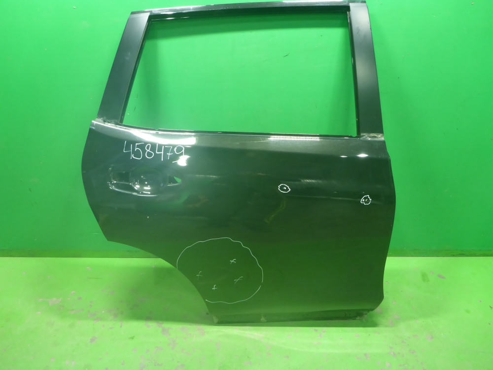 Дверь задняя правая