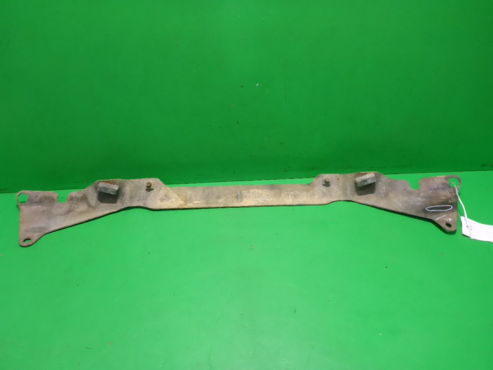 Кронштейн радиатора