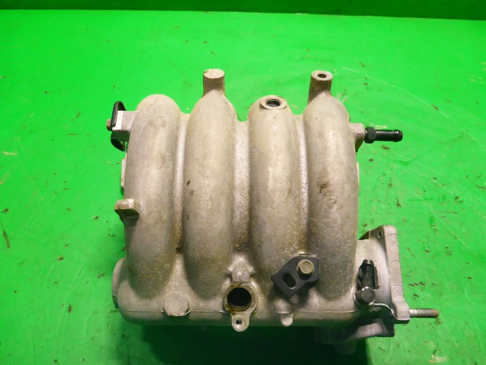 Коллектор впускной