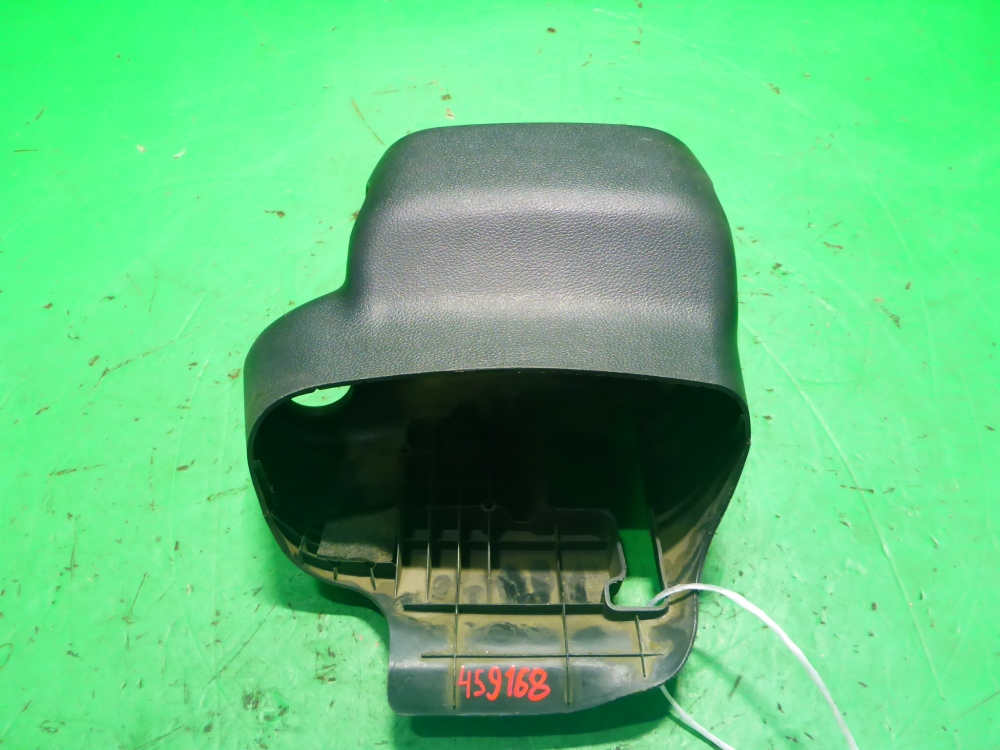 Кожух рулевой колонки