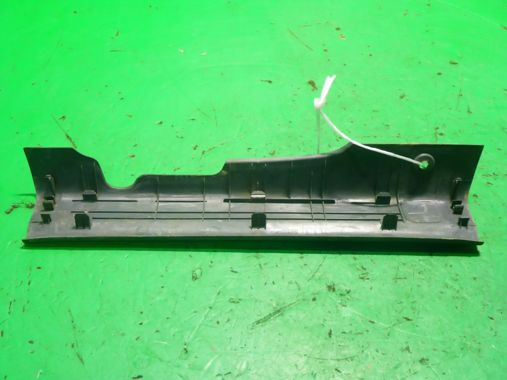 Накладка порога (внутренняя)