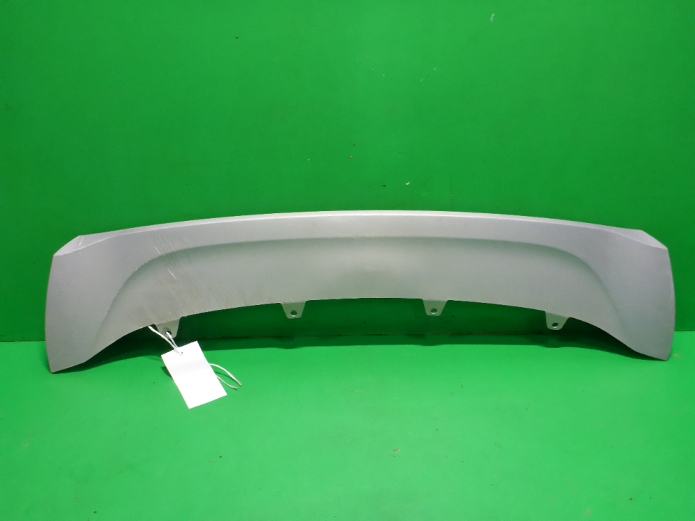 Накладка переднего бампера