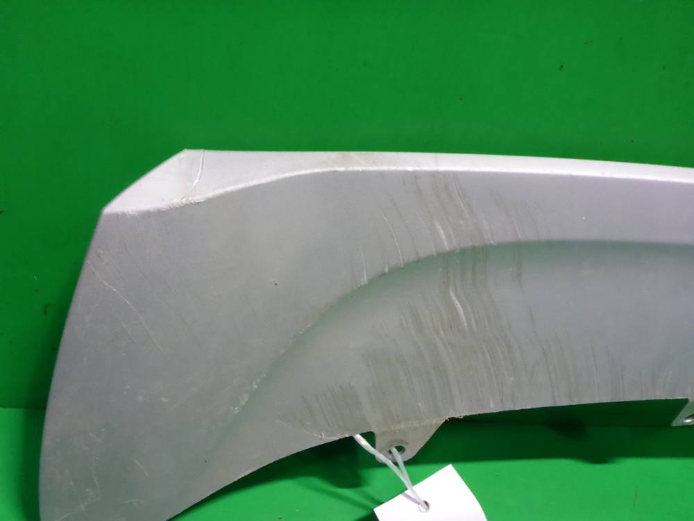 Накладка переднего бампера