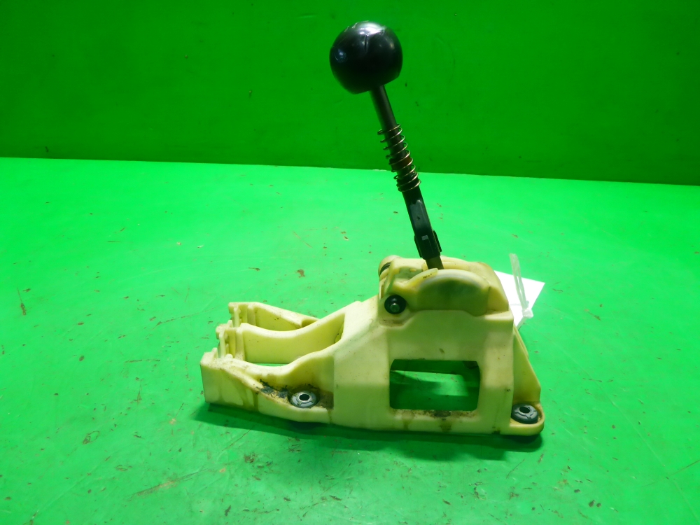 Кулиса МКПП / АКПП