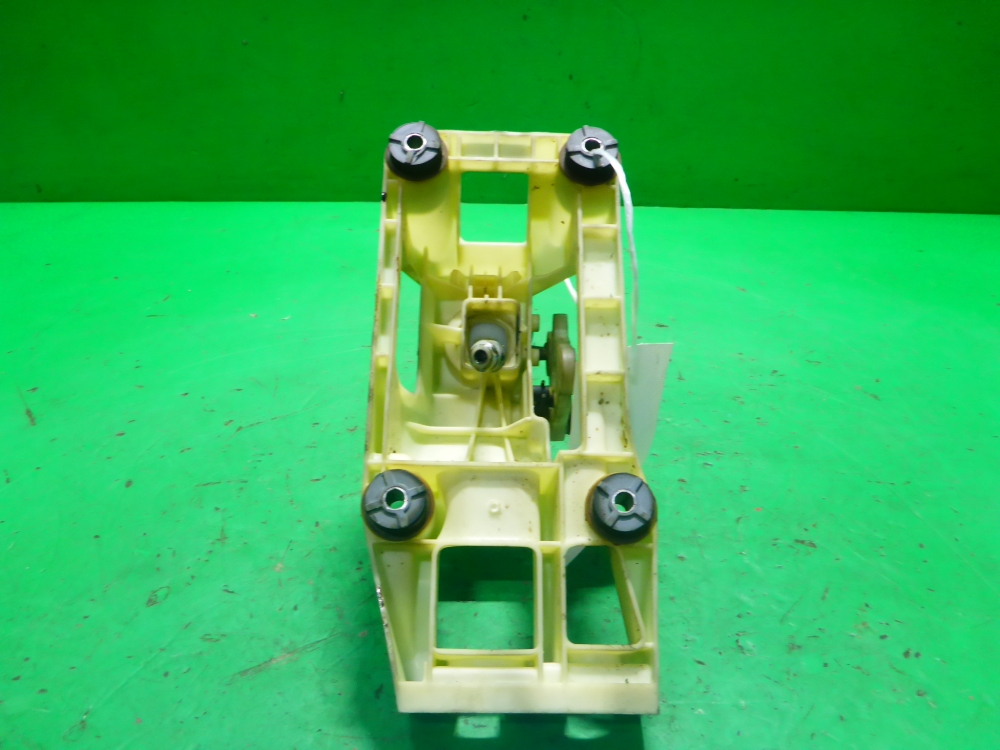 Кулиса МКПП / АКПП