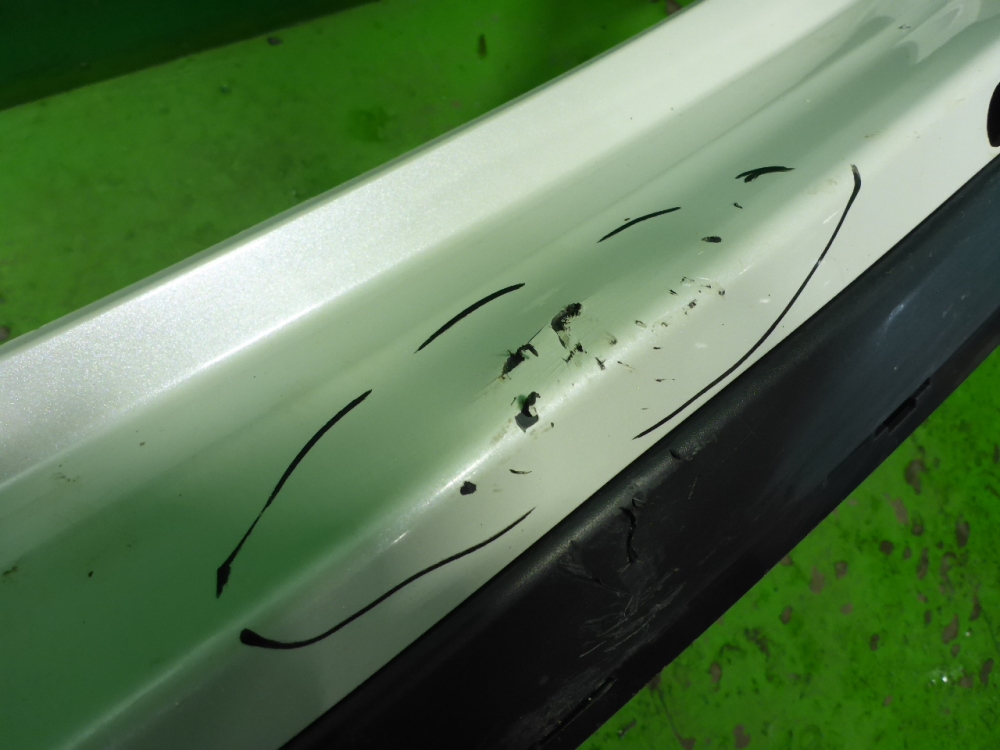 Бампер задний