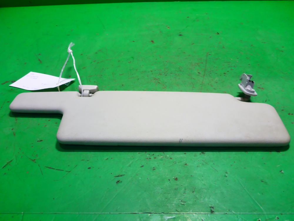 Козырек солнцезащитный